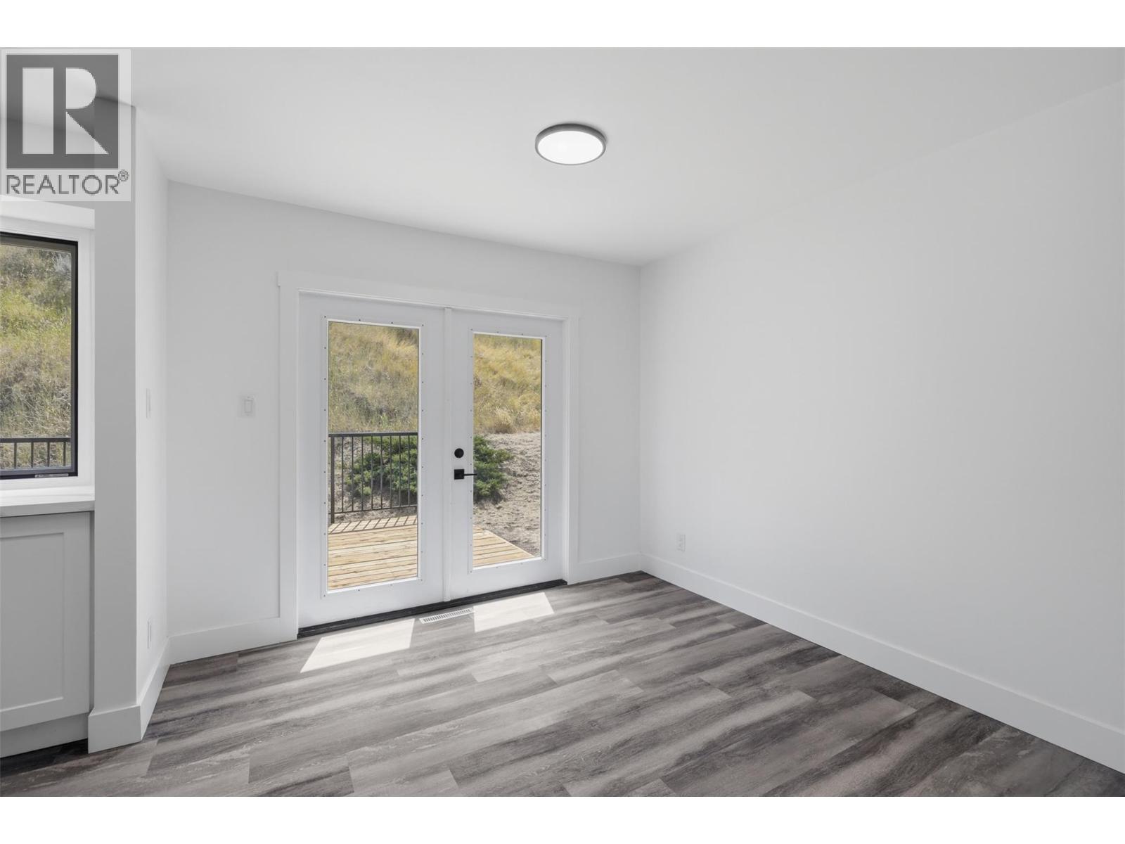 357 MACADAM Road - 14