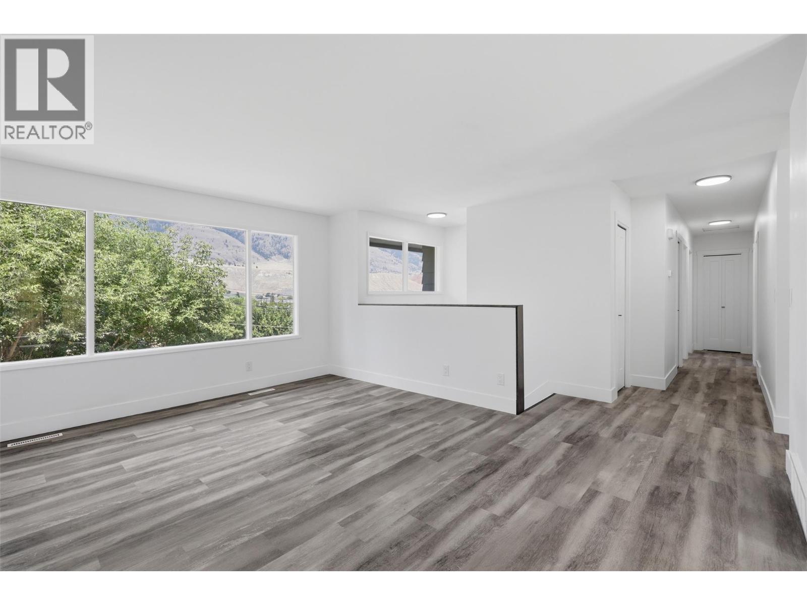 357 MACADAM Road - 12