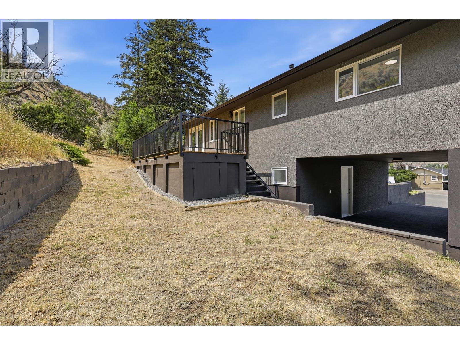 357 MACADAM Road - 20