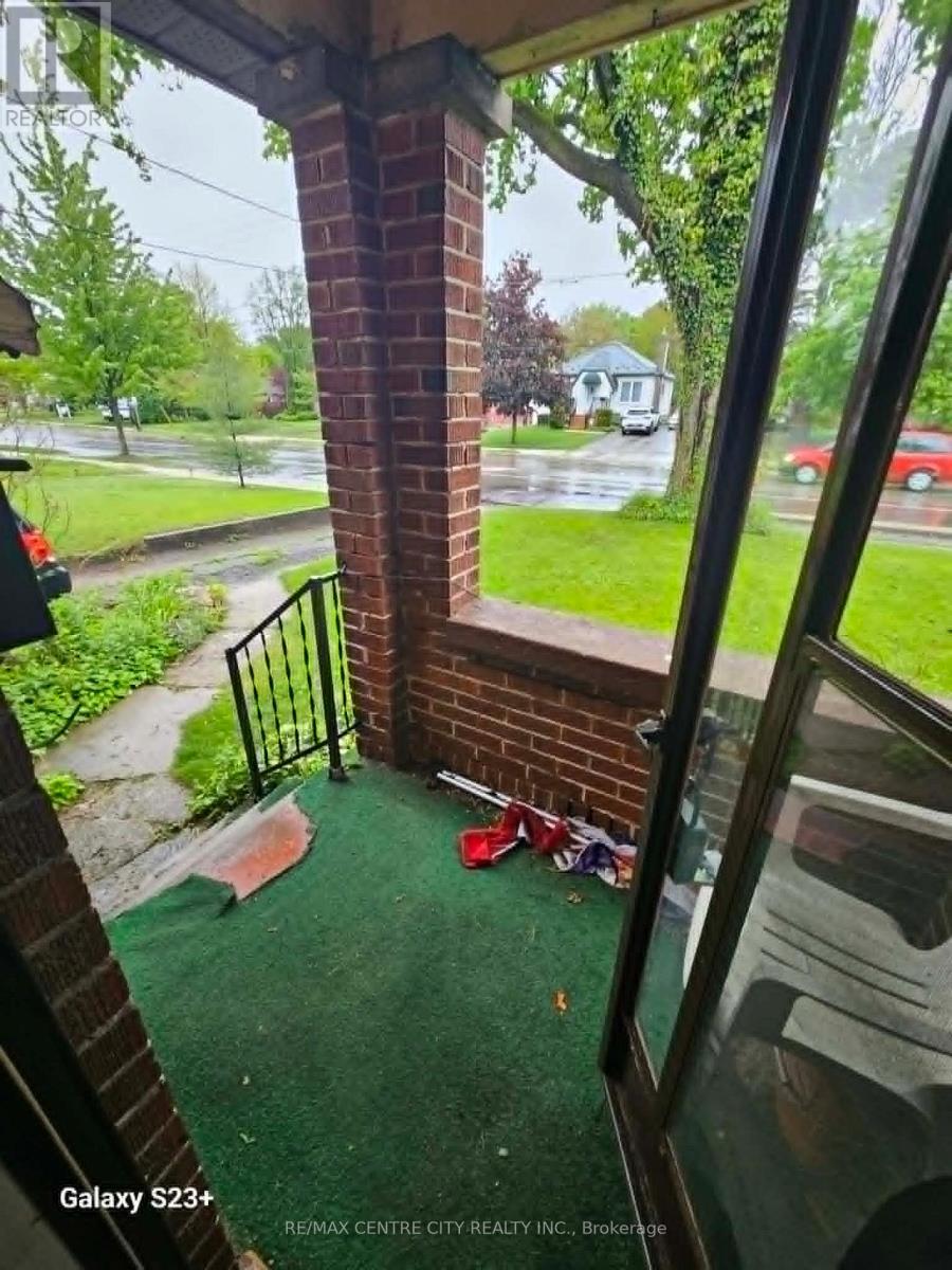 486 HALE STREET - 2