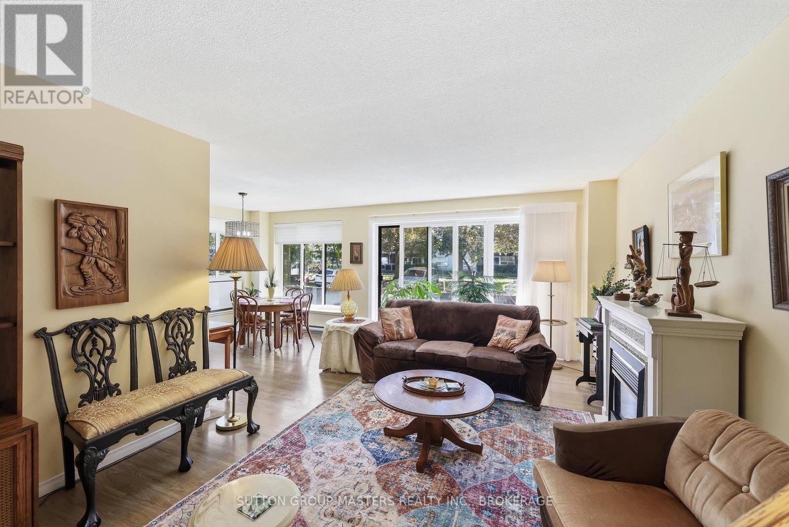 #102 257 BATH ROAD - 29