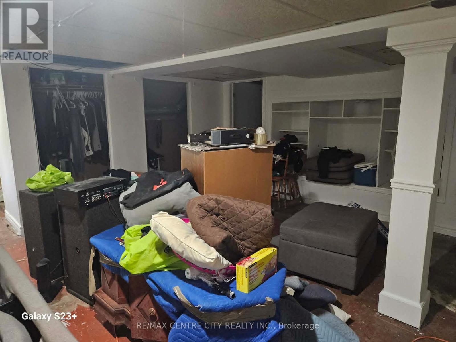 486 HALE STREET - 21