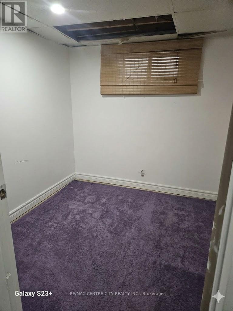 486 HALE STREET - 24