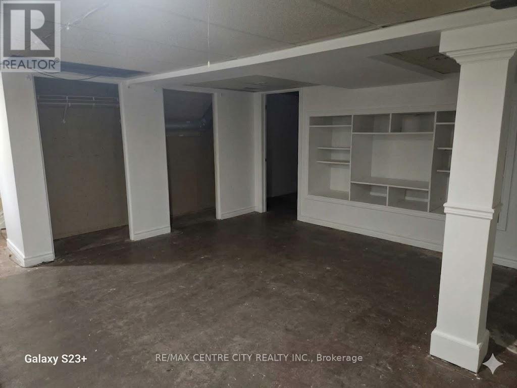 486 HALE STREET - 22