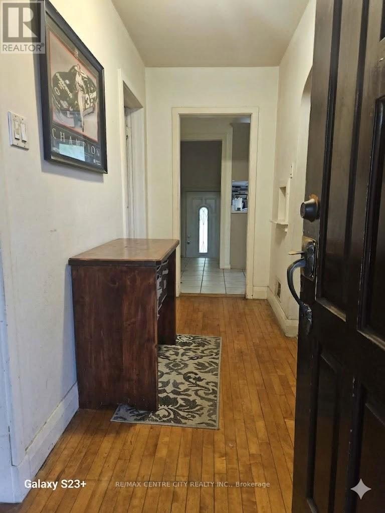 486 HALE STREET - 5