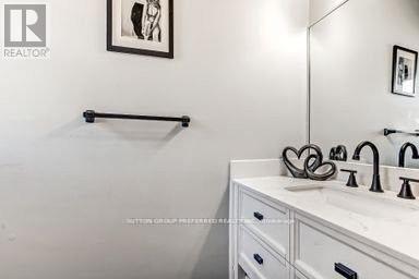 #17 711 OSGOODE DRIVE - 3