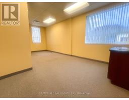 110-112 Third Street W, Cochrane, ON P0L1C0 Photo 8