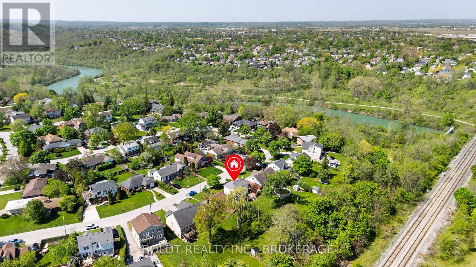 35 RIVERCREST DRIVE - 44