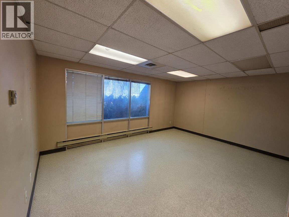 Photo 11 of 26 — 9714 MILWAUKEE WAY · Prince George, BC