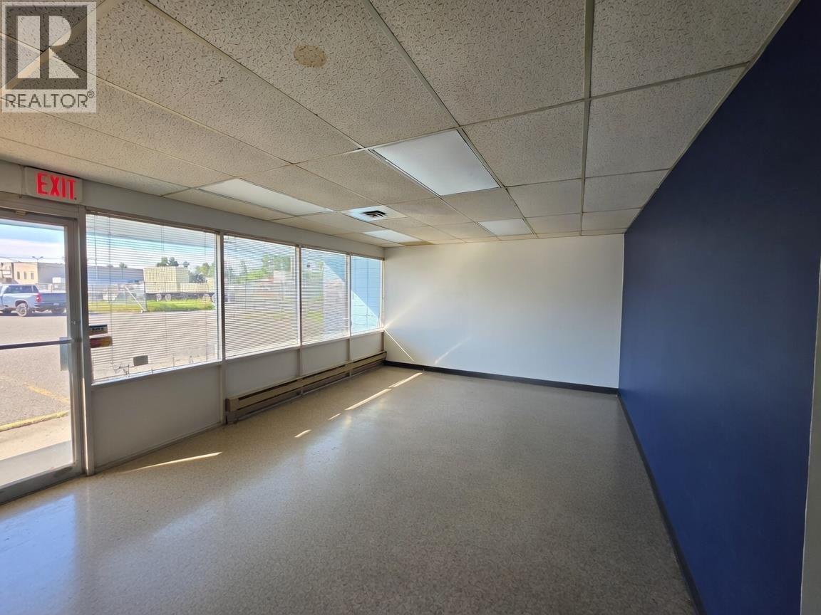 Photo 13 of 26 — 9714 MILWAUKEE WAY · Prince George, BC