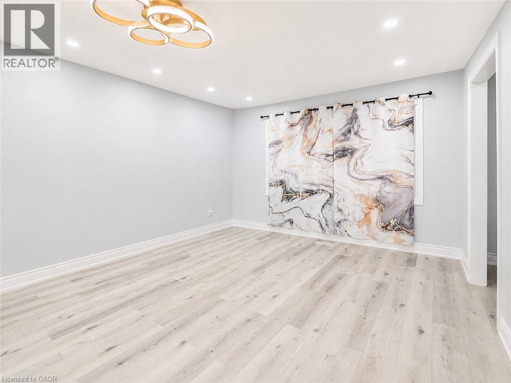 117 MARKWOOD Drive Unit# 1 — photo 3