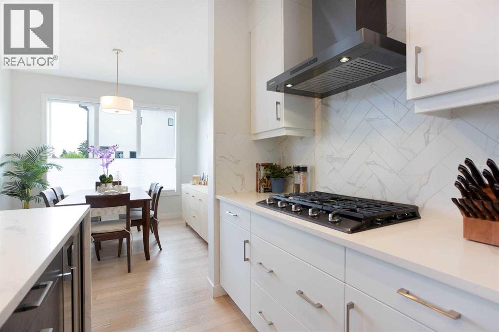 162 Greenbriar Way NW - 13