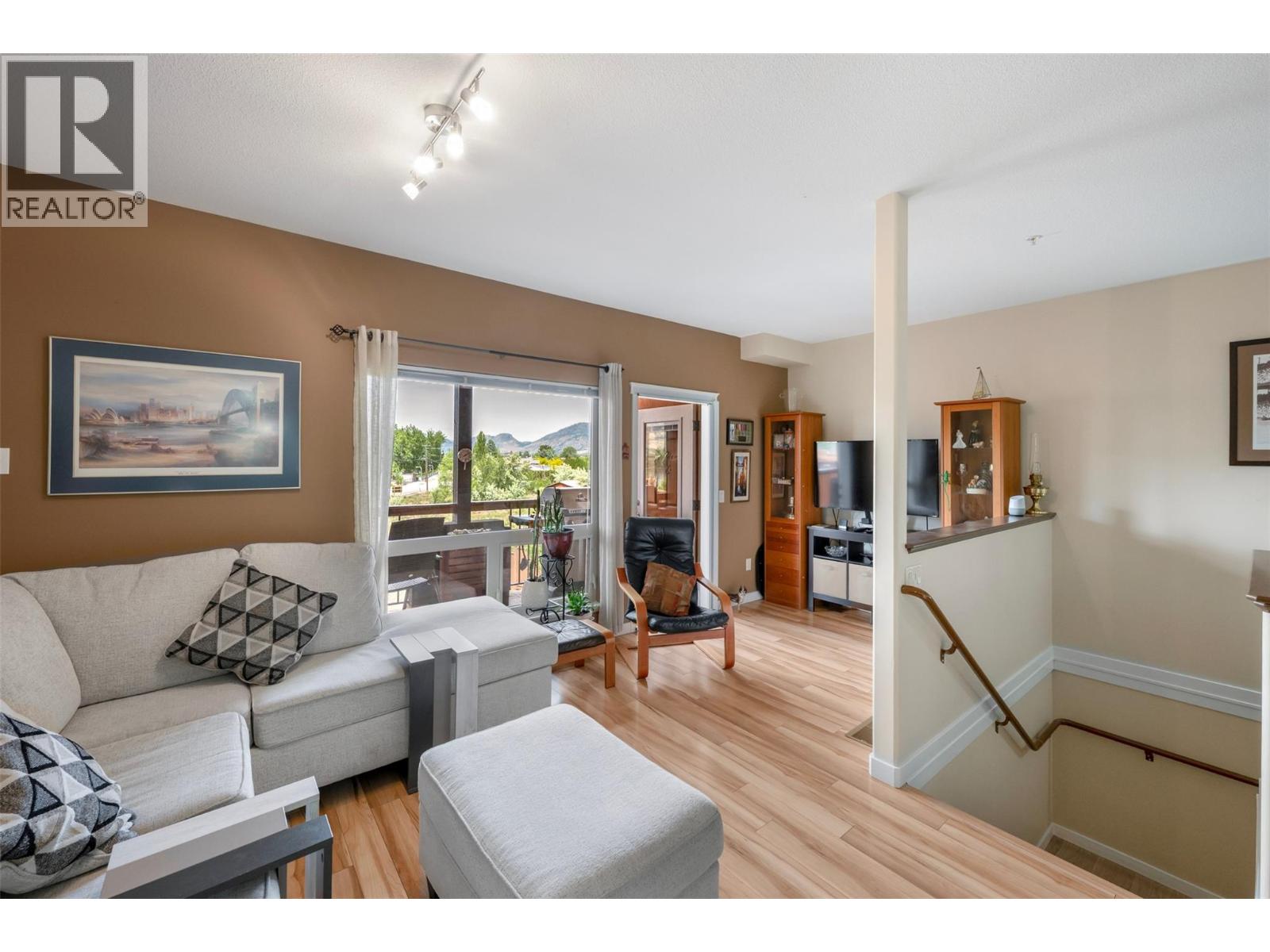 #114 4300 44TH Avenue - 14