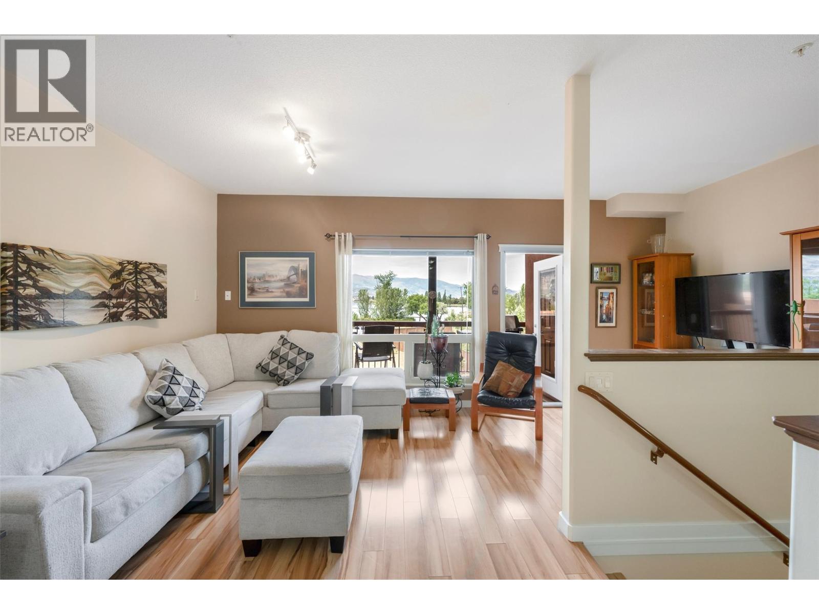 #114 4300 44TH Avenue - 13