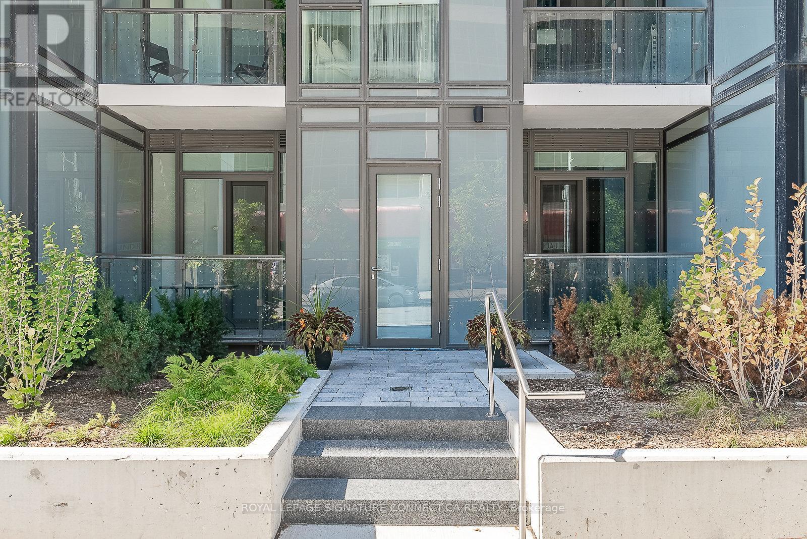 #103 60 PRINCESS STREET - 36