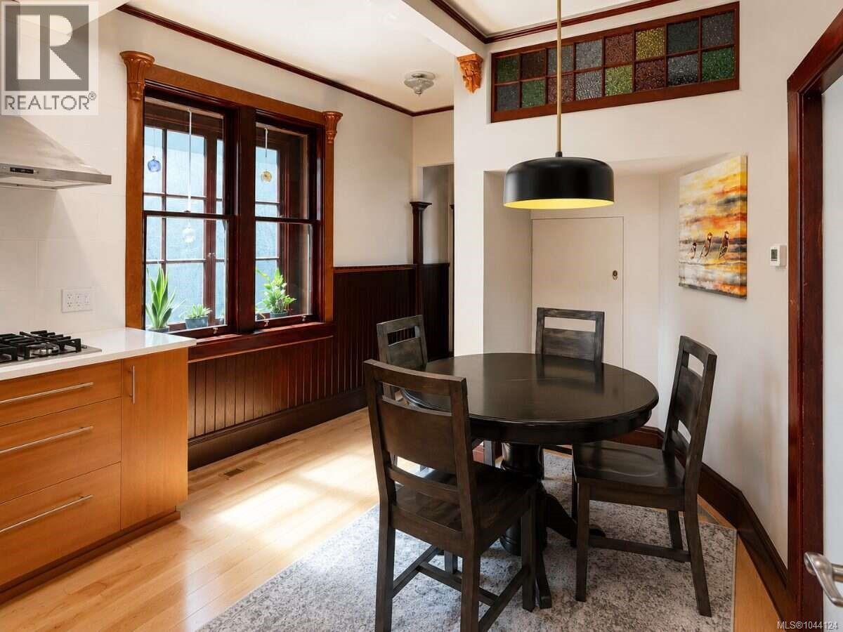 147 St. Lawrence St - 10