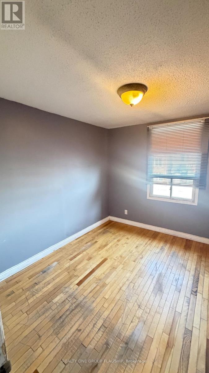 567 ROGERS ROAD - 6