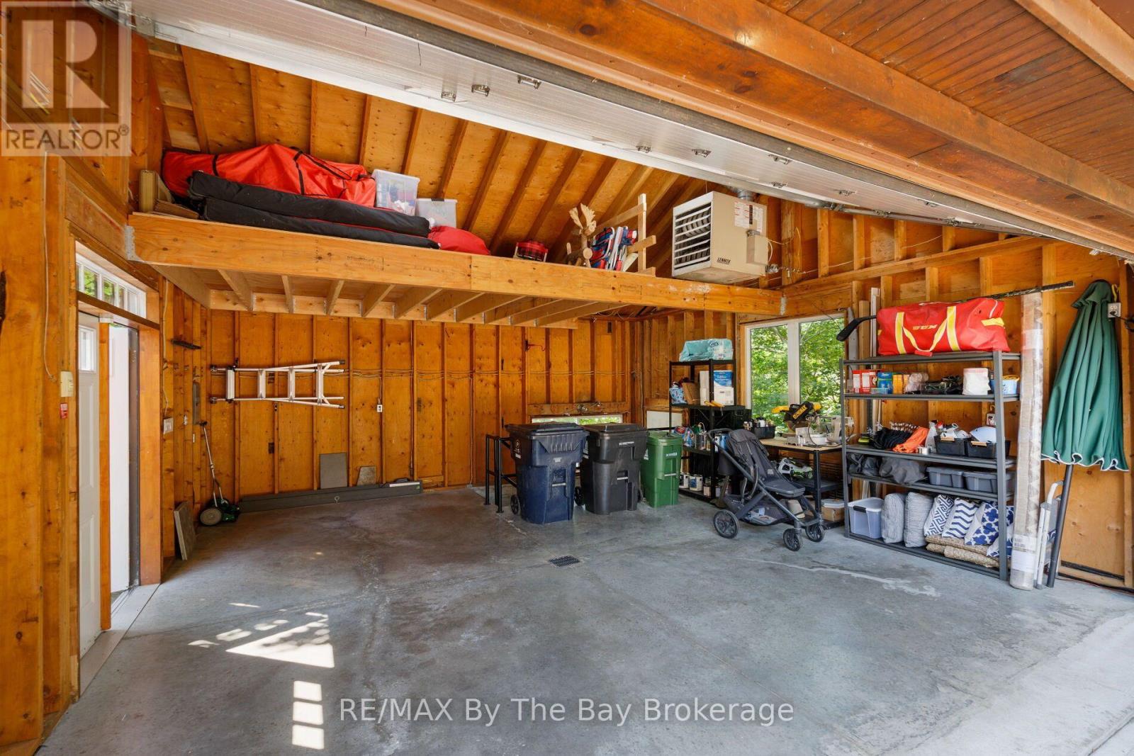 44 RAMBERT CRESCENT - 48