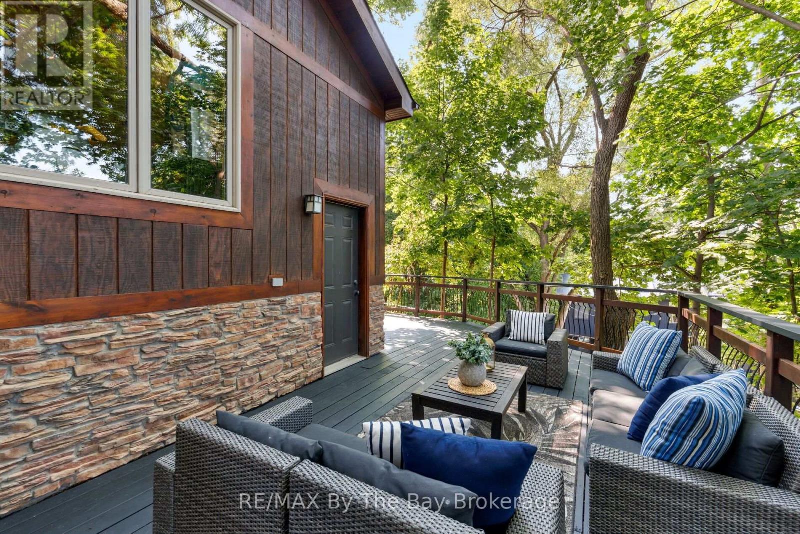 44 RAMBERT CRESCENT - 49
