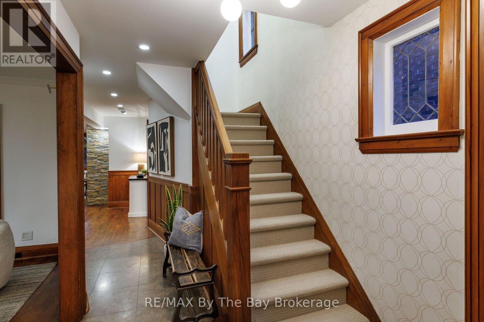 44 RAMBERT CRESCENT - 5