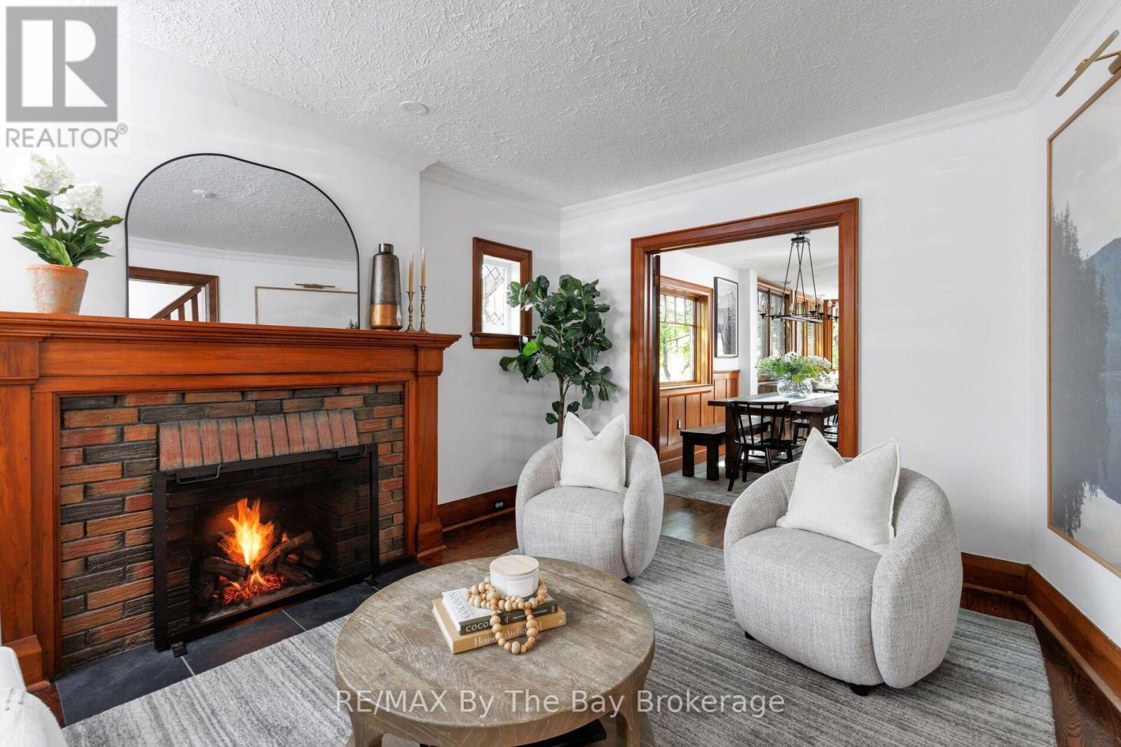 44 RAMBERT CRESCENT - 7