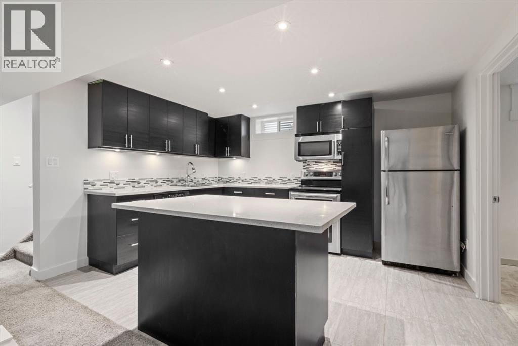 38 Westwood Drive SW - 26
