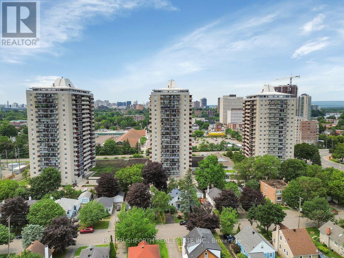 2 Bed, 1 Bath House for Sale in Ottawa – 1702 – 158 B MCARTHUR AVENUE, Ottawa – MLS# X13575910 - Image 13