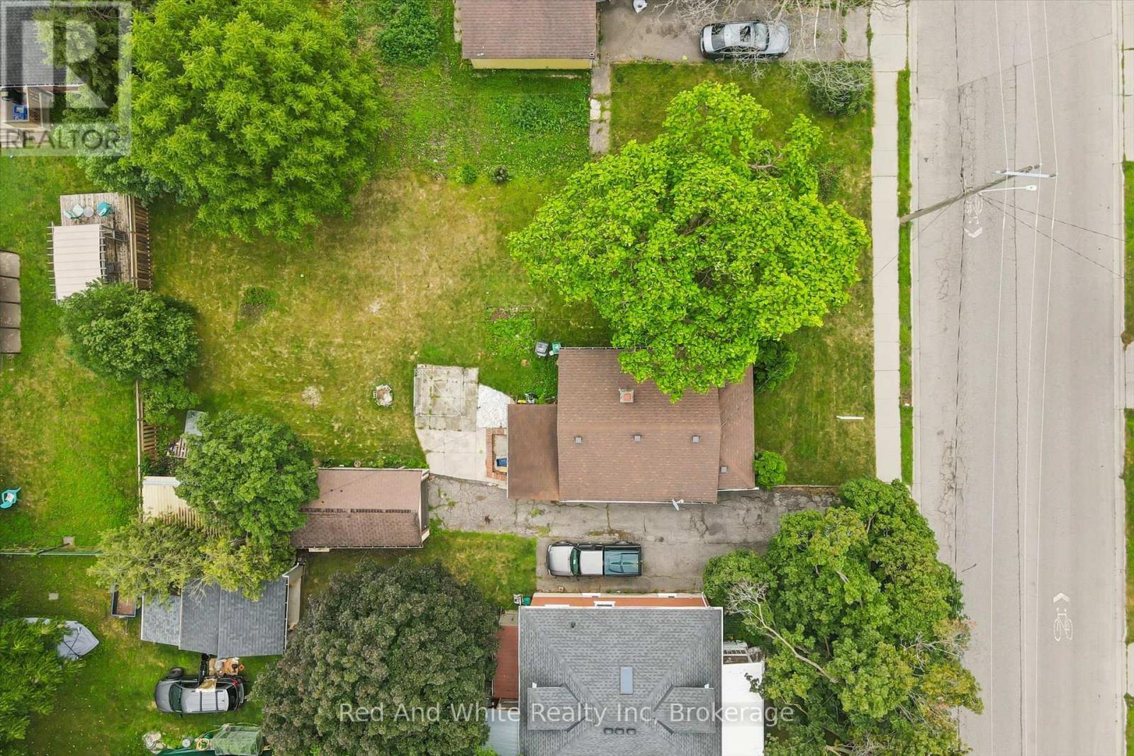 1267 HAMILTON STREET - 19