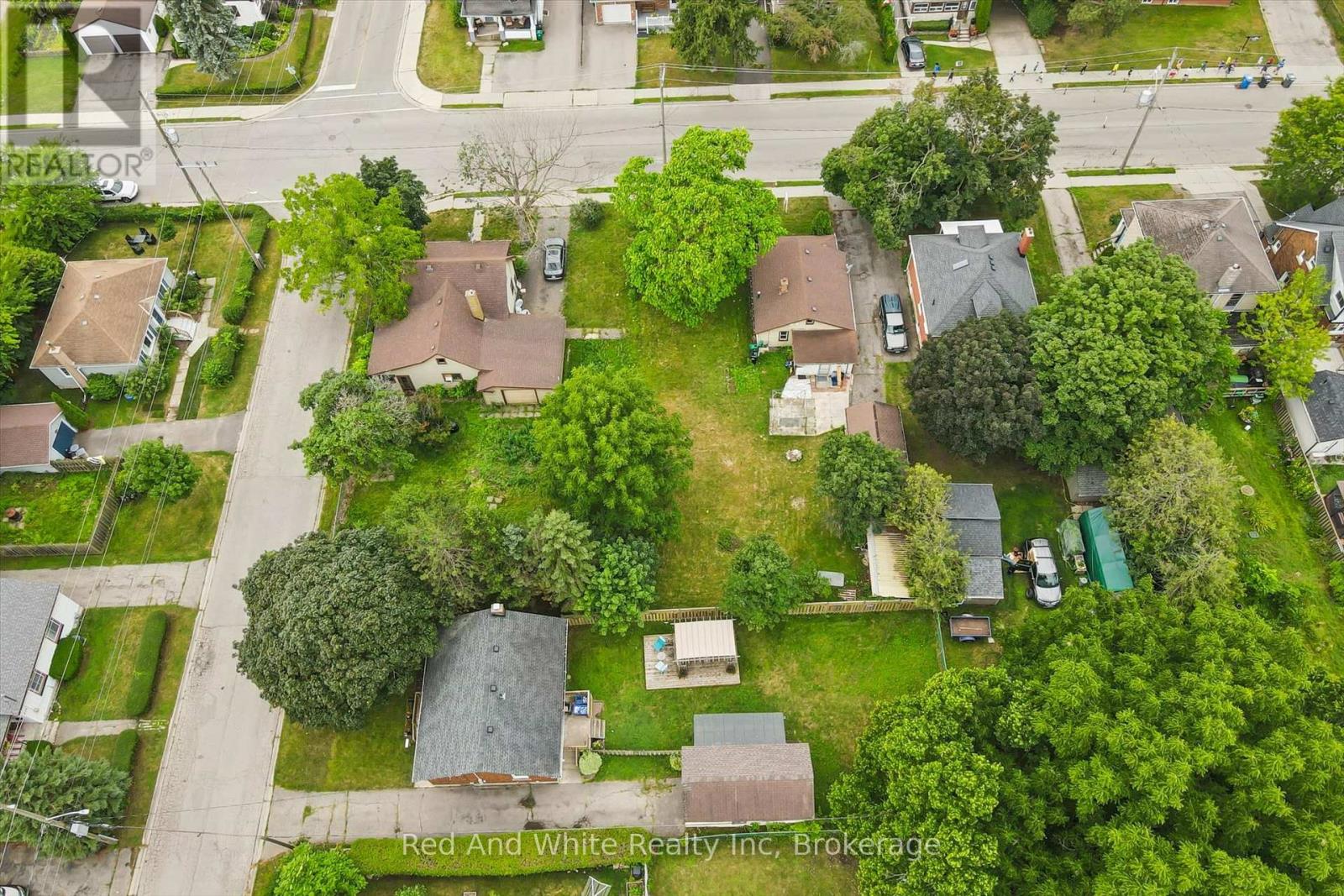 1267 HAMILTON STREET - 22