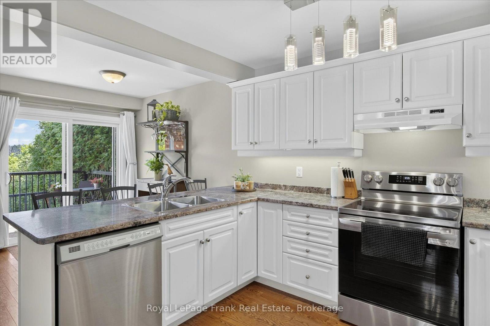 2305 MARSDALE DRIVE - Image 12
