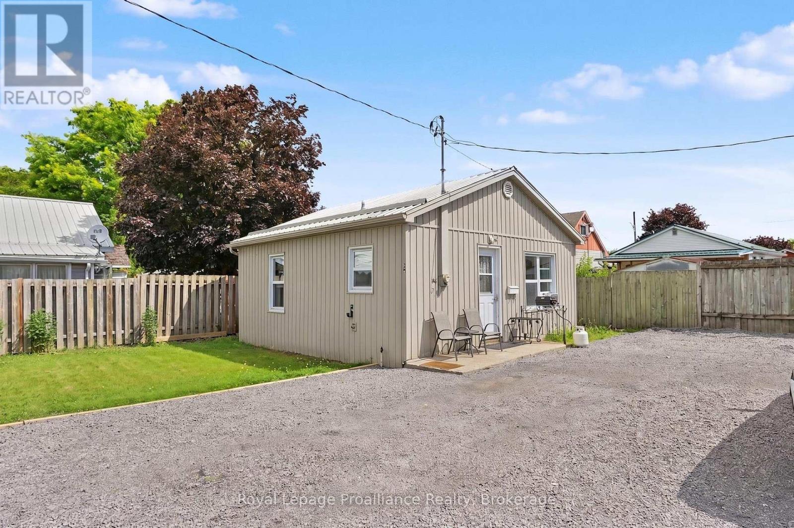 1, 1A, 3, & 3A RAMSAY AVENUE - 5