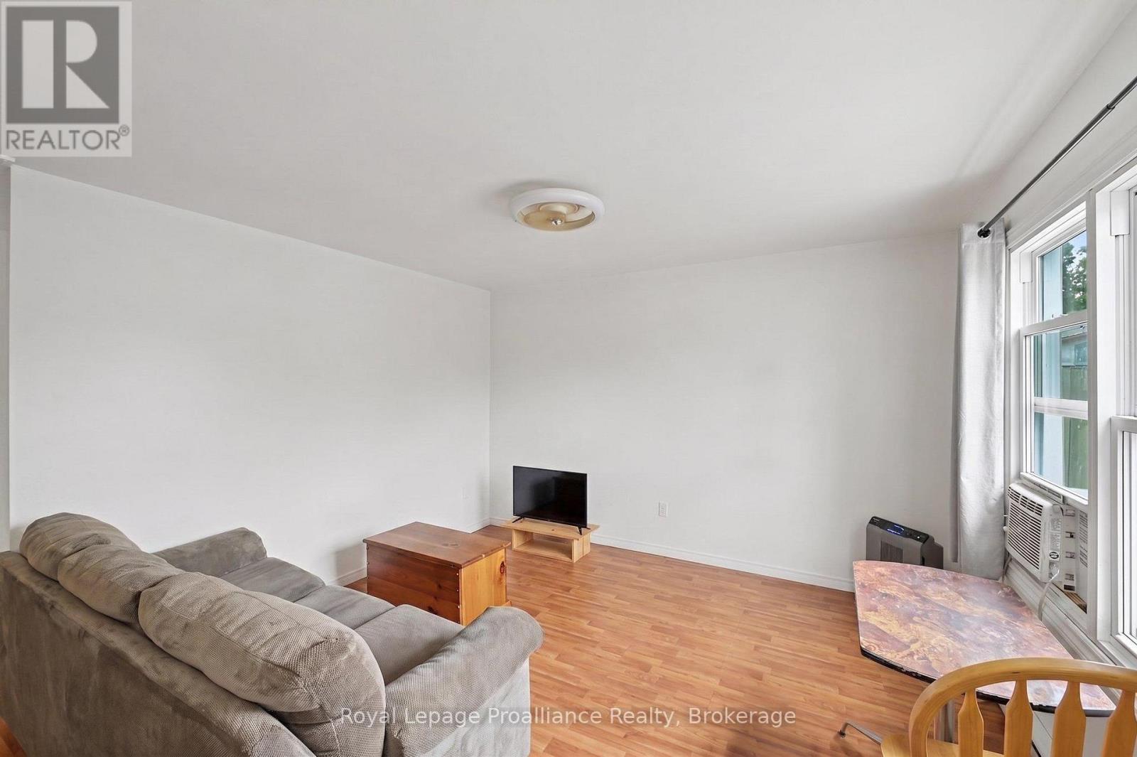 1, 1A, 3, & 3A RAMSAY AVENUE - 6