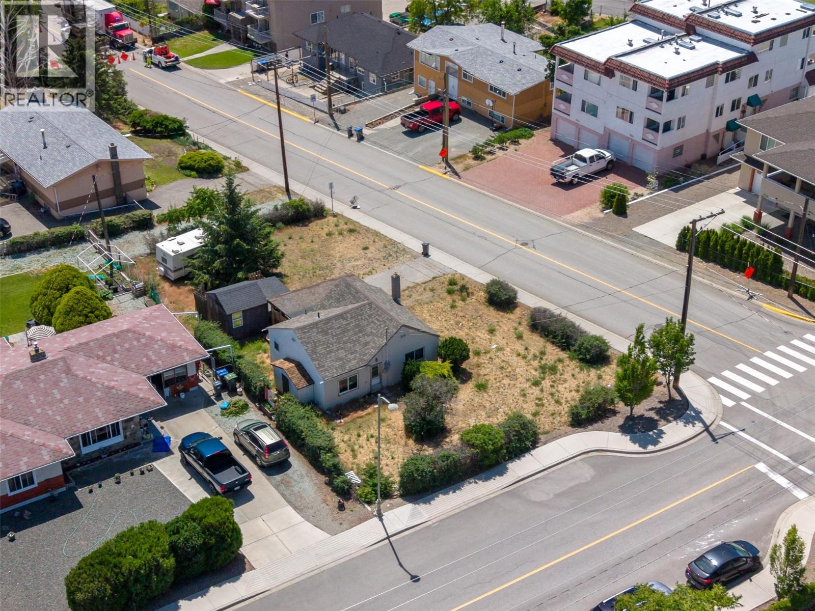 8709 74TH Avenue - 33