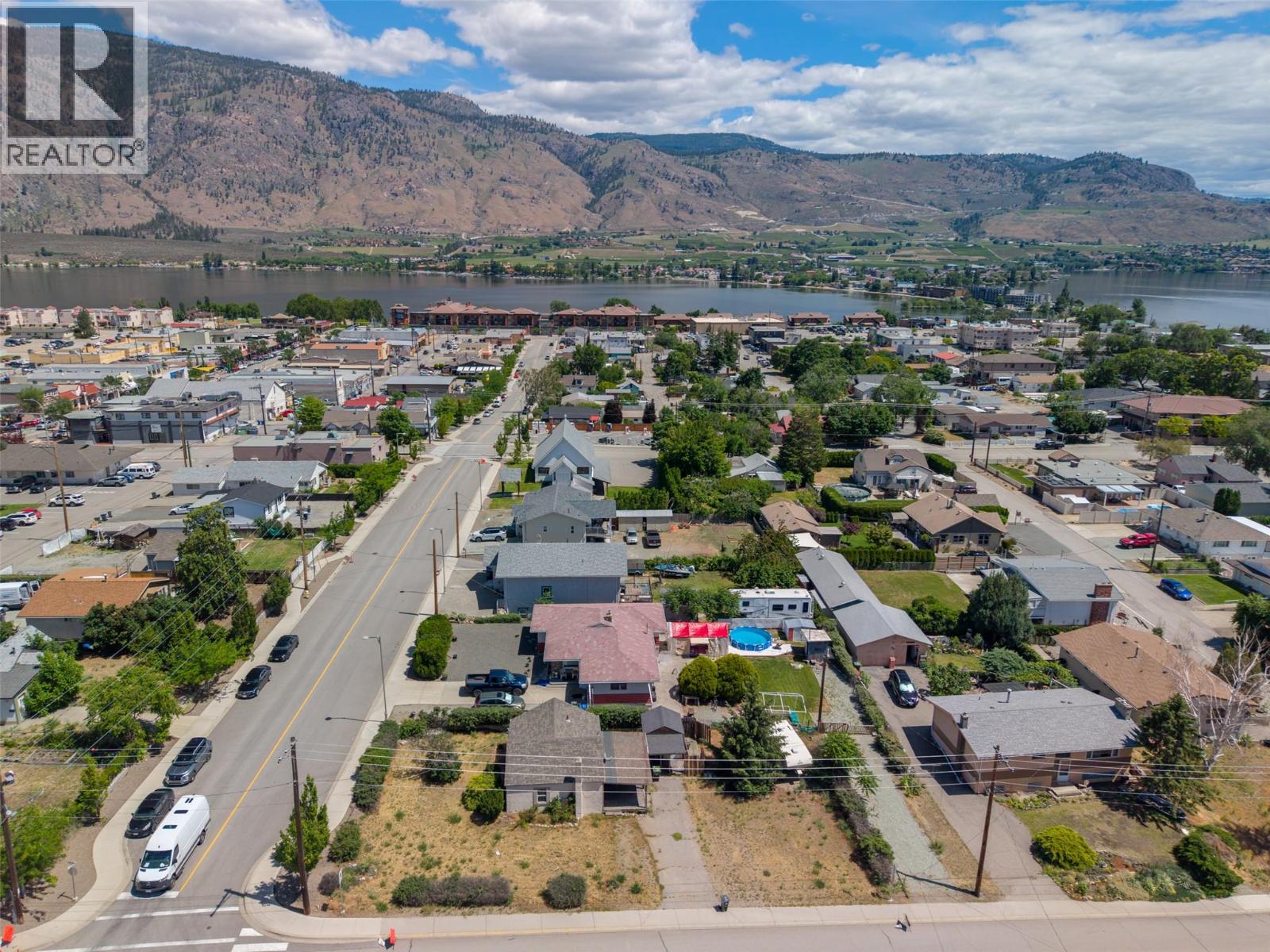 8709 74TH Avenue - 2
