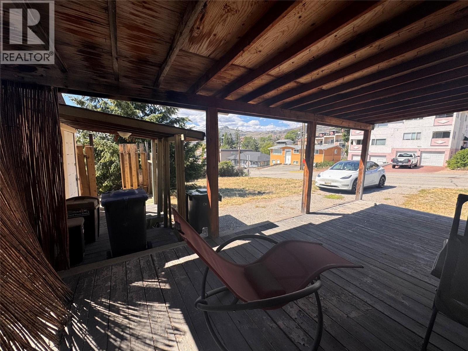 8709 74TH Avenue - Image 17