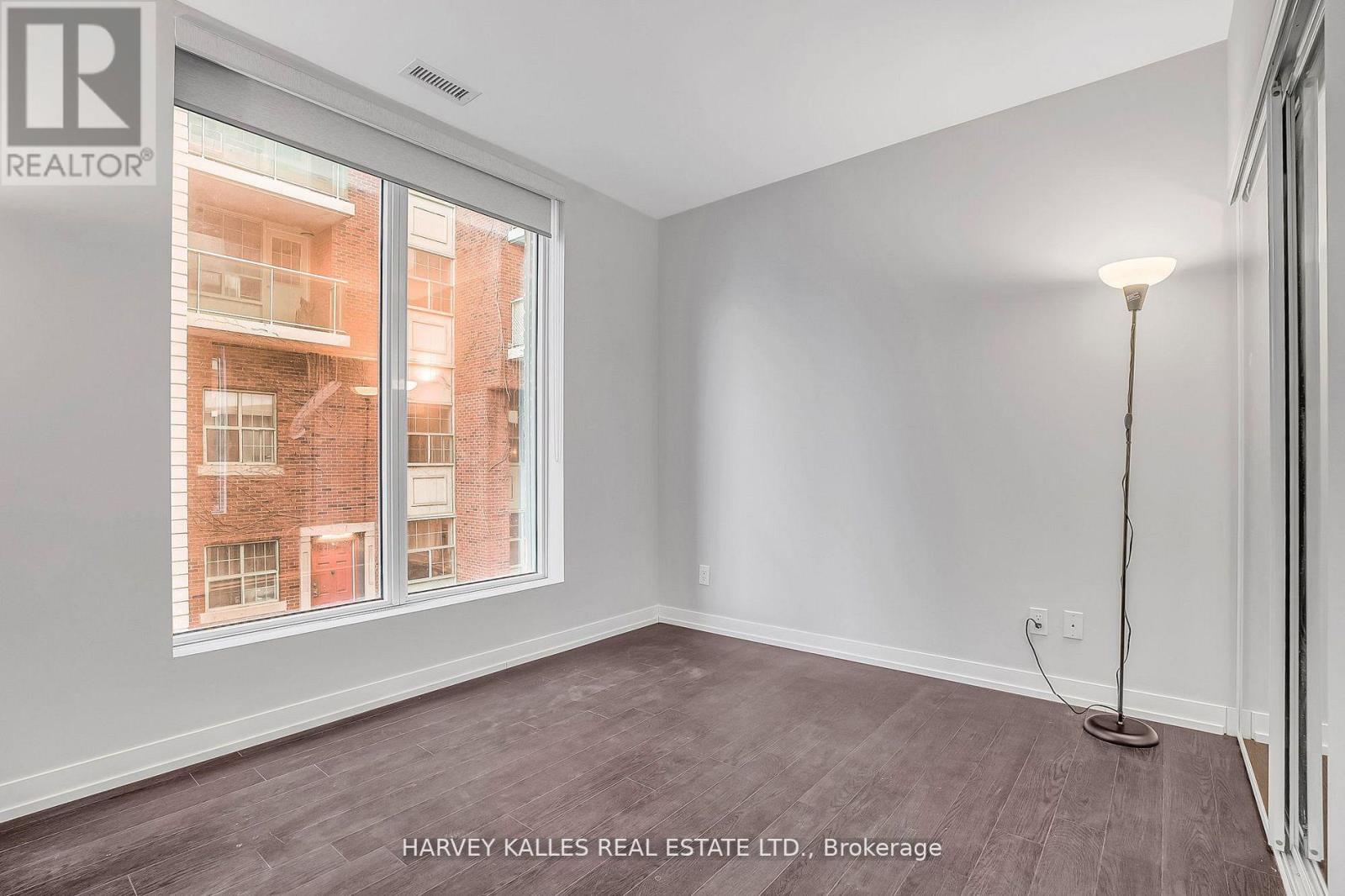 #TH5 85 WOOD STREET - 22