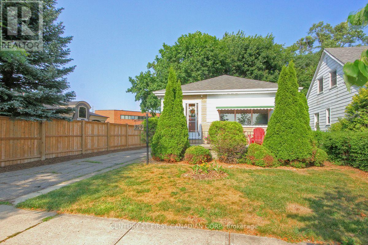 396 AVONDALE ROAD - 2