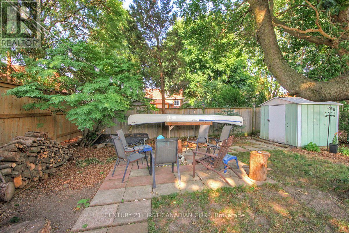 396 AVONDALE ROAD - 22