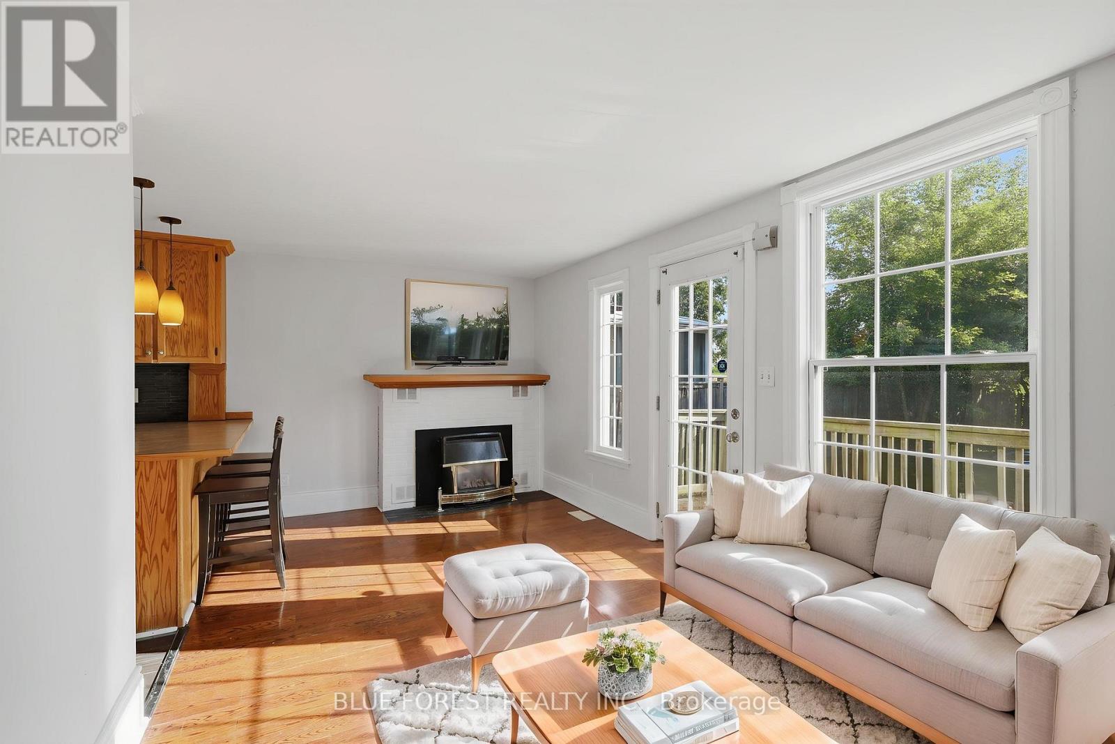 764 CURRY STREET - 11