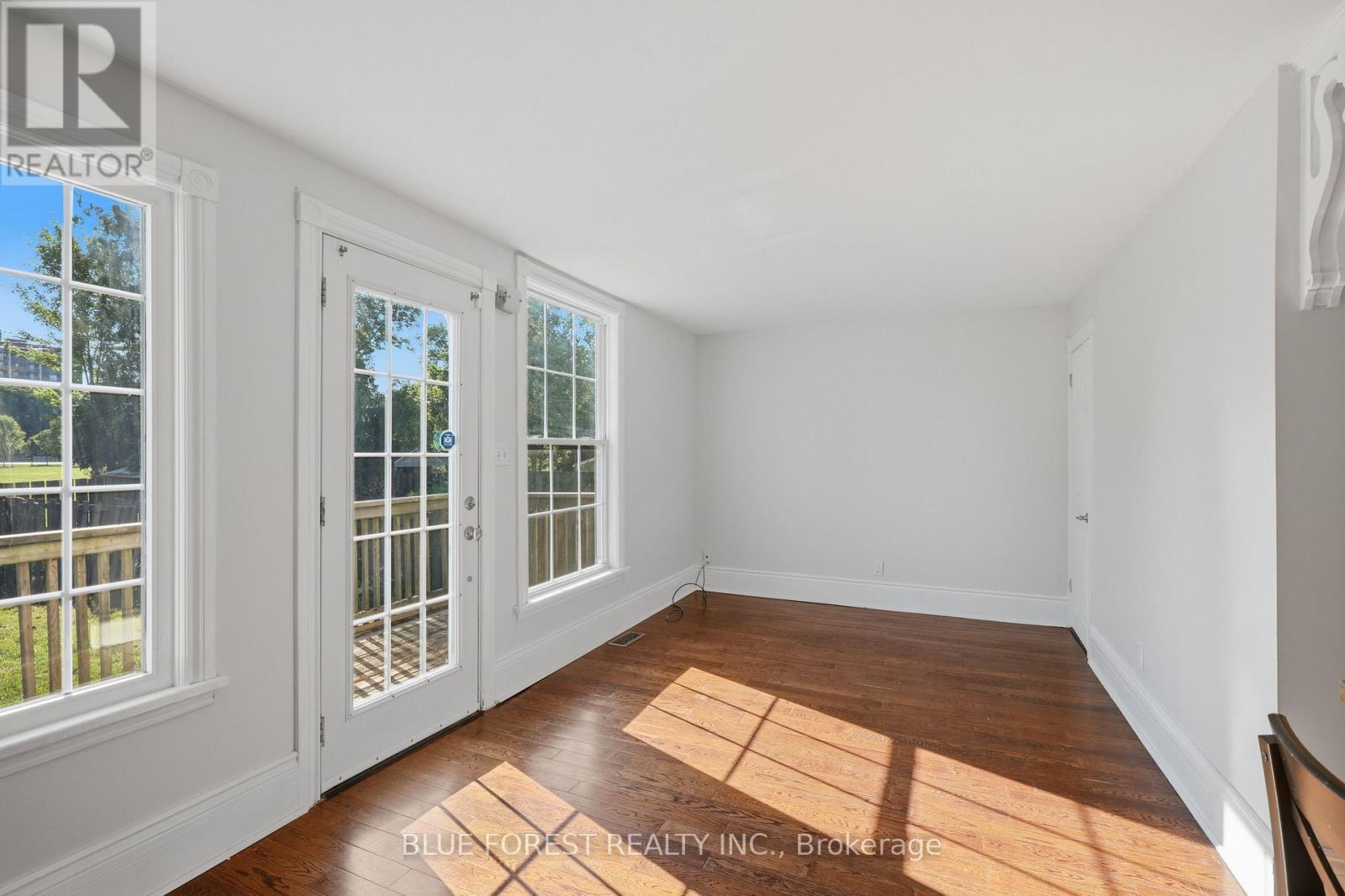 764 CURRY STREET - 13