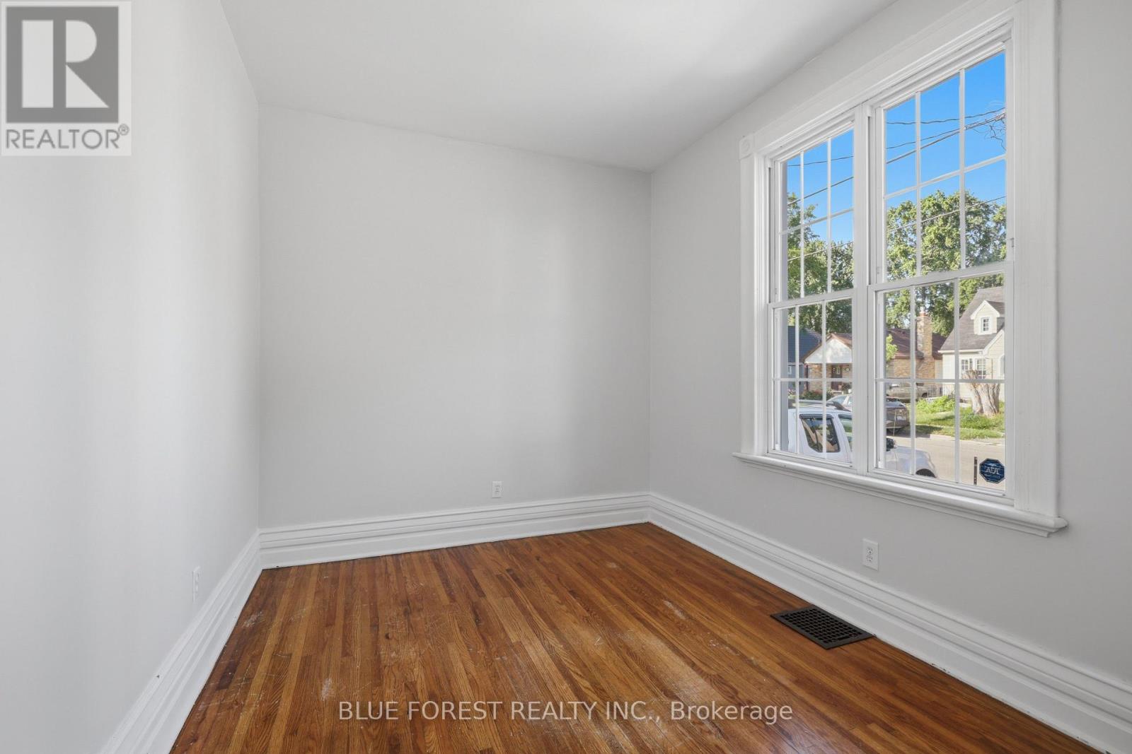 764 CURRY STREET - 19
