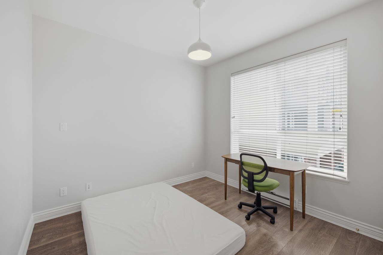 319 2970 KING GEORGE BOULEVARD, Surrey