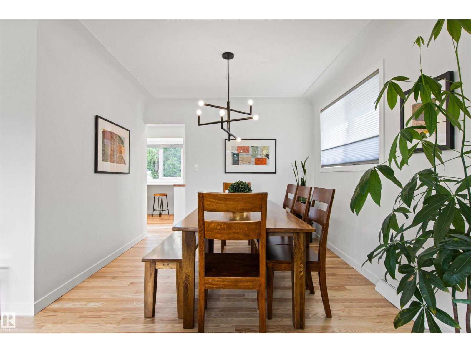 8932 145 ST NW - 14