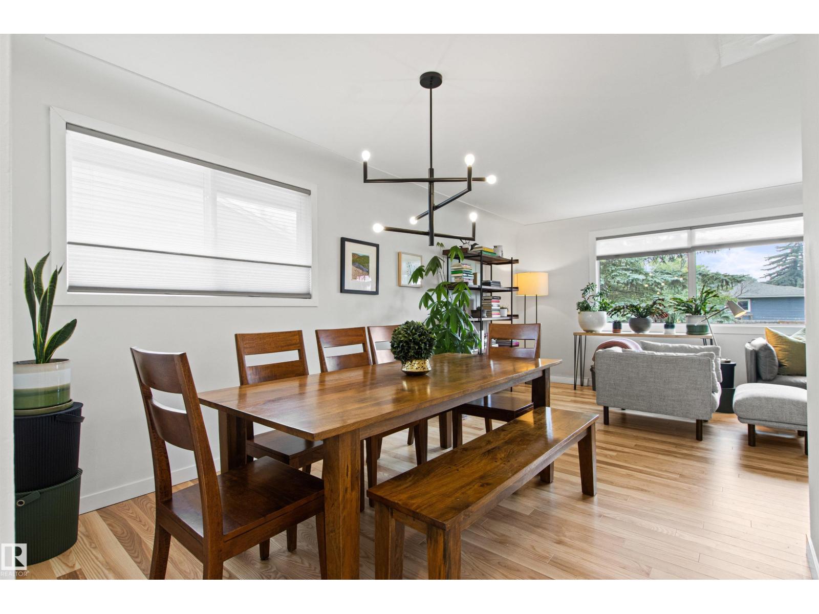 8932 145 ST NW - 15