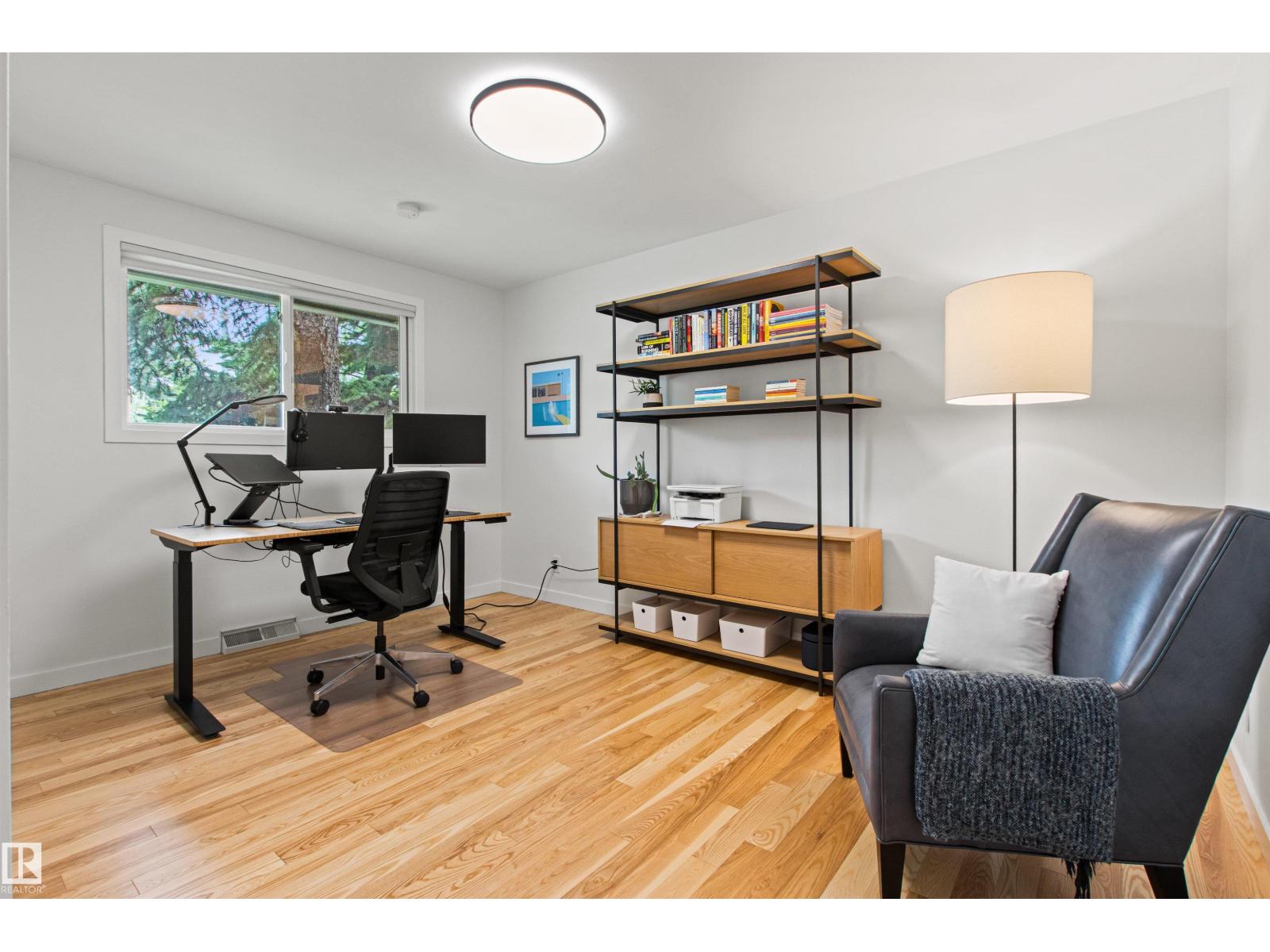 8932 145 ST NW - 35