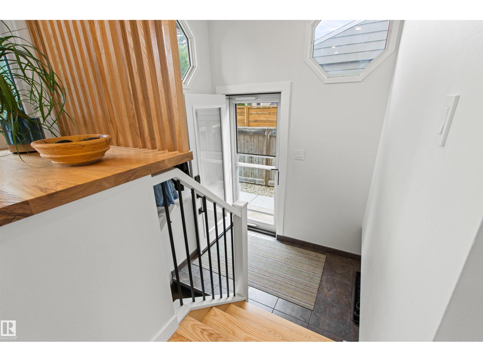 8932 145 ST NW - 37
