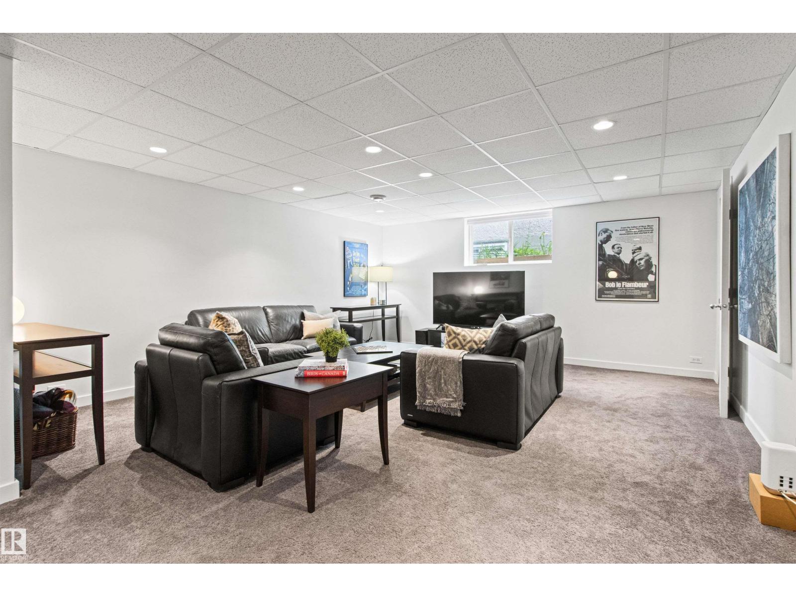 8932 145 ST NW - 40