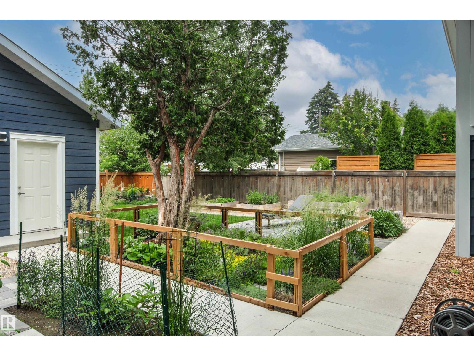 8932 145 ST NW - 70