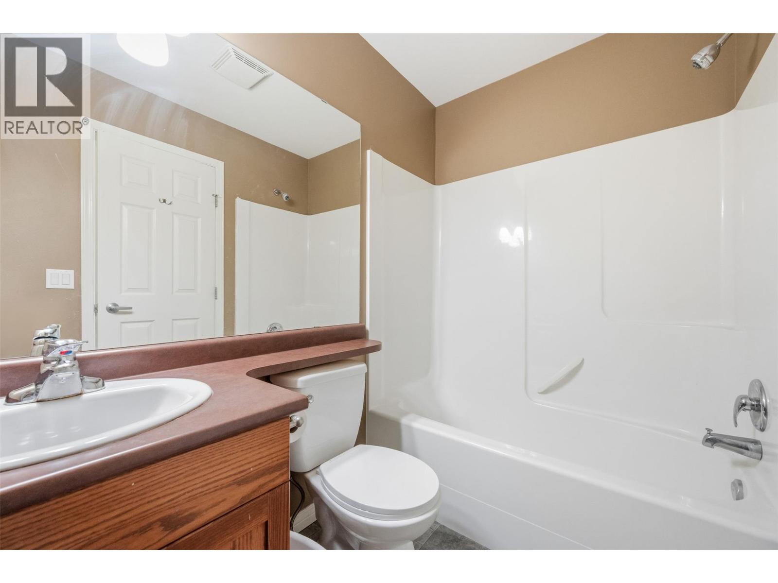 #108 48 Galt Avenue - 29