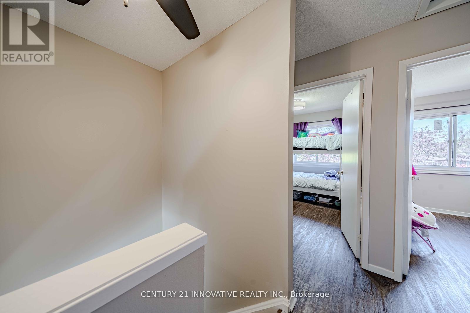 35 THE BRIDLE PATH - 26